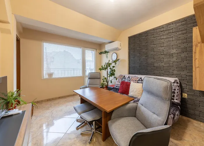 Апартаменты Budget Flat Near Market & Bus Station *