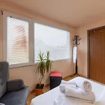 Apartamento Budget Flat Near Market & Bus Station Varna