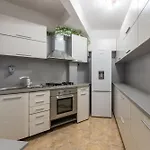 Budget Flat Near Market & Bus Station Apartamento Varna