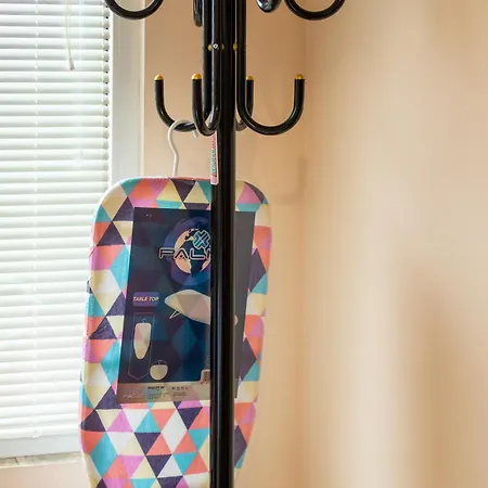 Budget Flat Near Market & Bus Station * וארנה