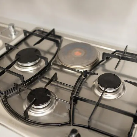 Budget Flat Near Market & Bus Station דירה