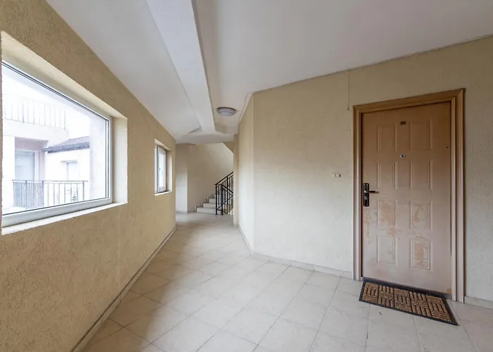 Budget Flat Near Market & Bus Station