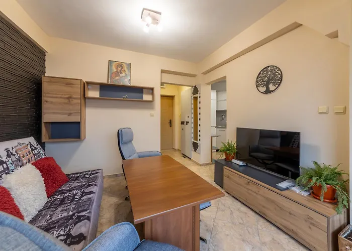 Budget Flat Near Market & Bus Station